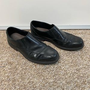 Black Bostonian slip on dress shoes 10.5US